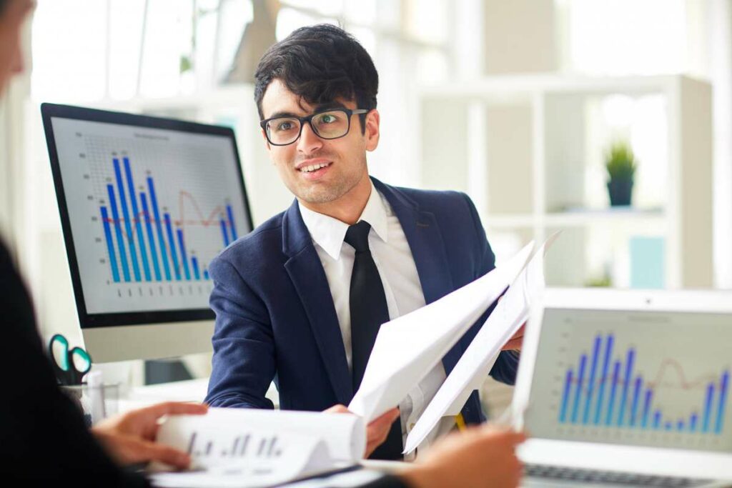 Auditee adalah: Definisi, Tugas, & Bedanya dengan Auditor 8 auditee-adalah-pihak-yang-diaudit-oleh-auditor