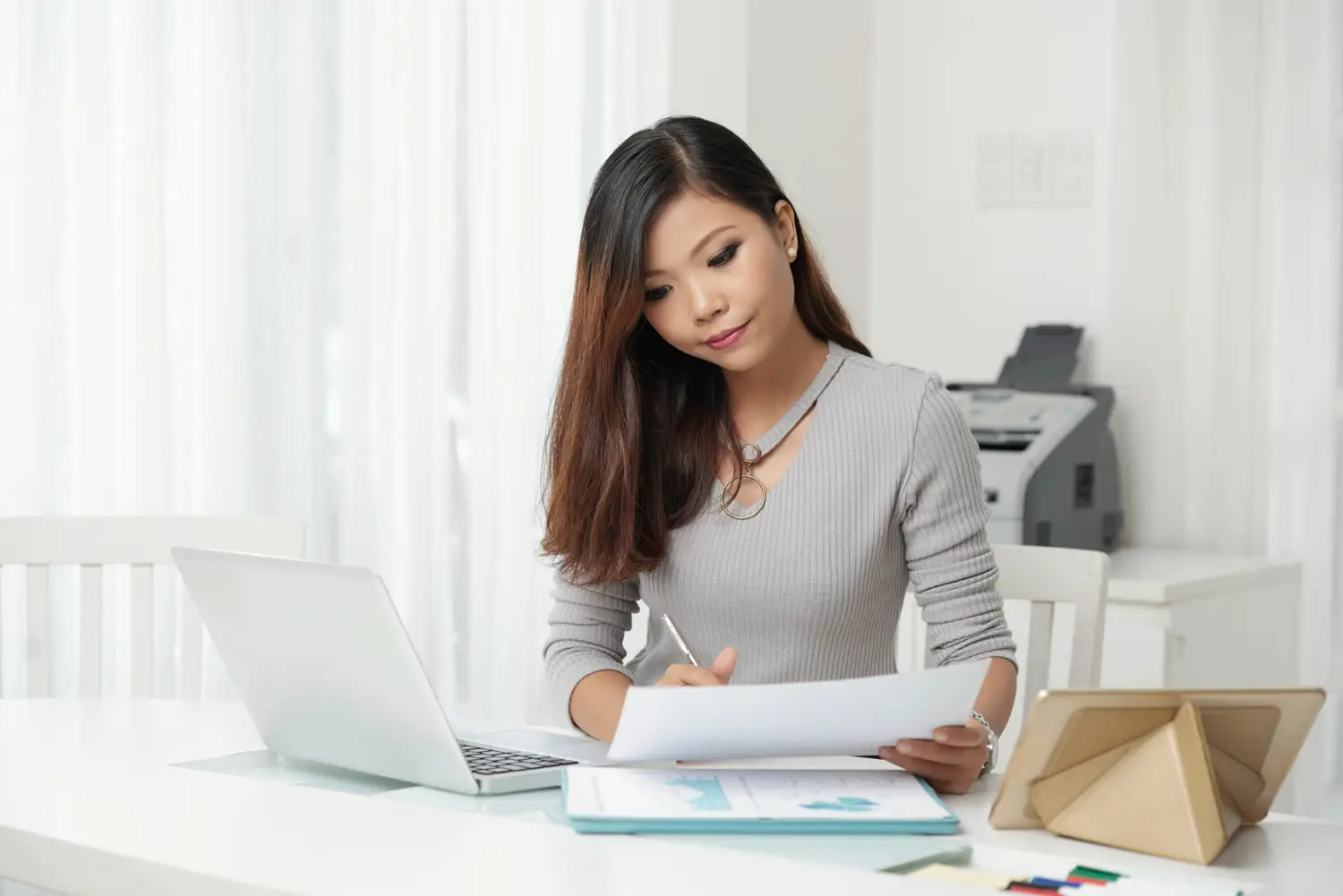 cara melihat fee audit di laporan keuangan