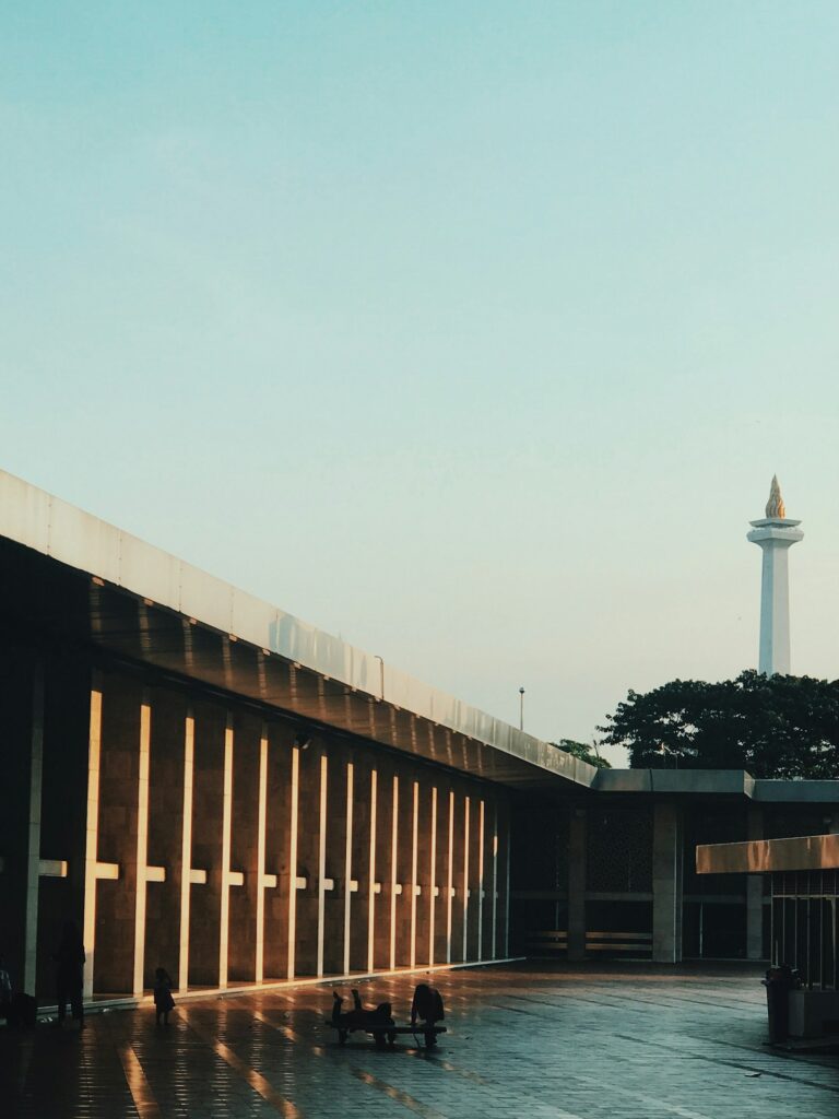 SOE and government building related to internal oversight